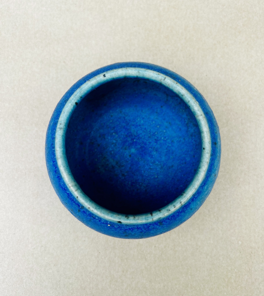 Lille keramikskål af Hans Nielsen Buch – charmerende vintage design - nr. 0008