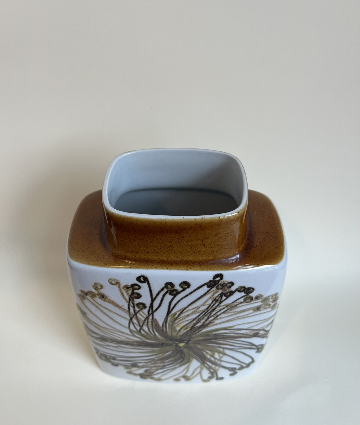 Faience, Vase, Royal Copenhagen, Baca vase designed by Ellen Malmer for Royal Copenhagen - no. 1014