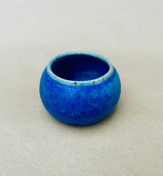 Small ceramic bowl by Hans Nielsen Buch – charming vintage design - no. 0008