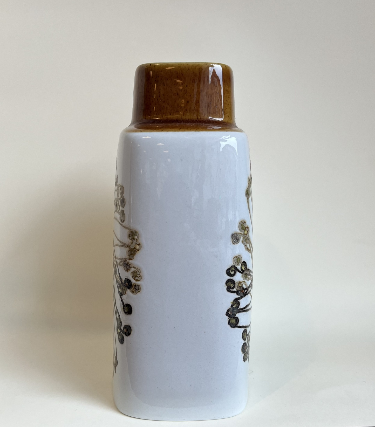 Faience, Vase, Royal Copenhagen, Baca vase designed by Ellen Malmer for Royal Copenhagen - no. 1014