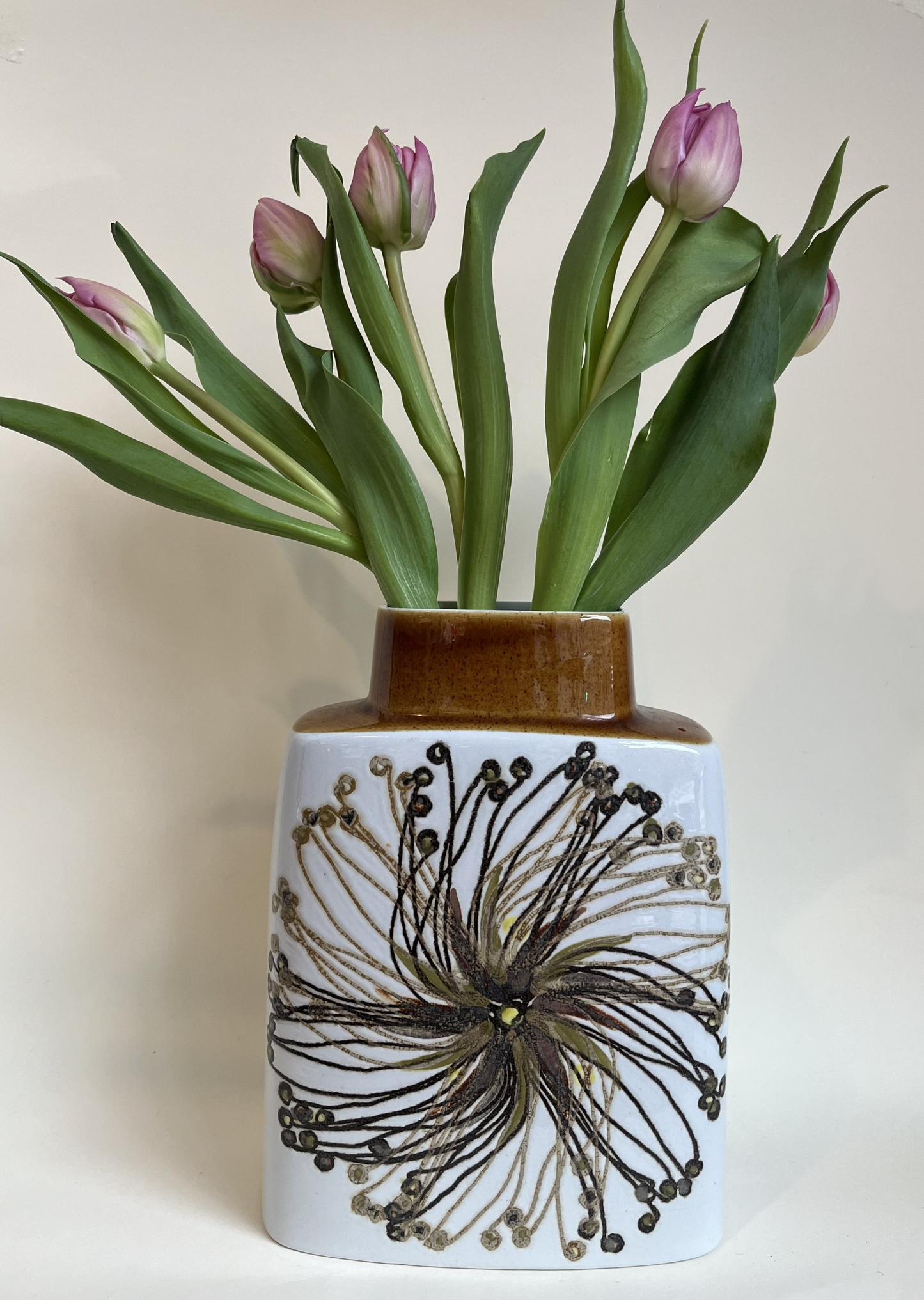 Faience, Vase, Royal Copenhagen, Baca vase designed by Ellen Malmer for Royal Copenhagen - no. 1014