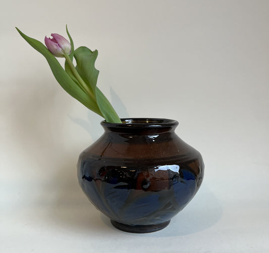 Older Kähler vase, navy blue/brown glaze - no. 1012