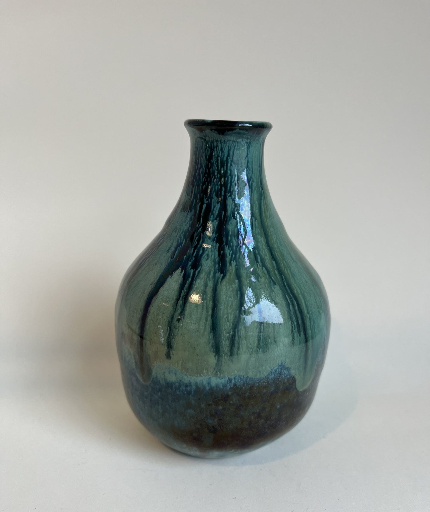 Beautiful vase made of beautiful glaze - no. 1011