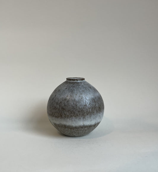 Spherical stoneware vase by unknown artist - no. 1004
